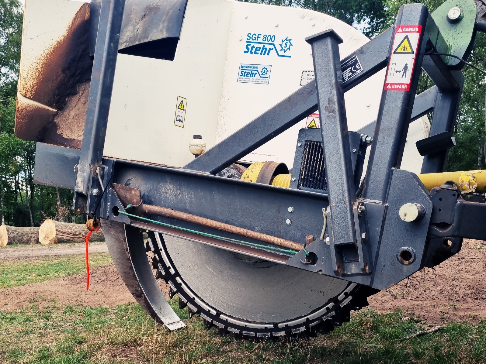 Fräseinsatz mit Zaunbau-Bezug in Dülmen