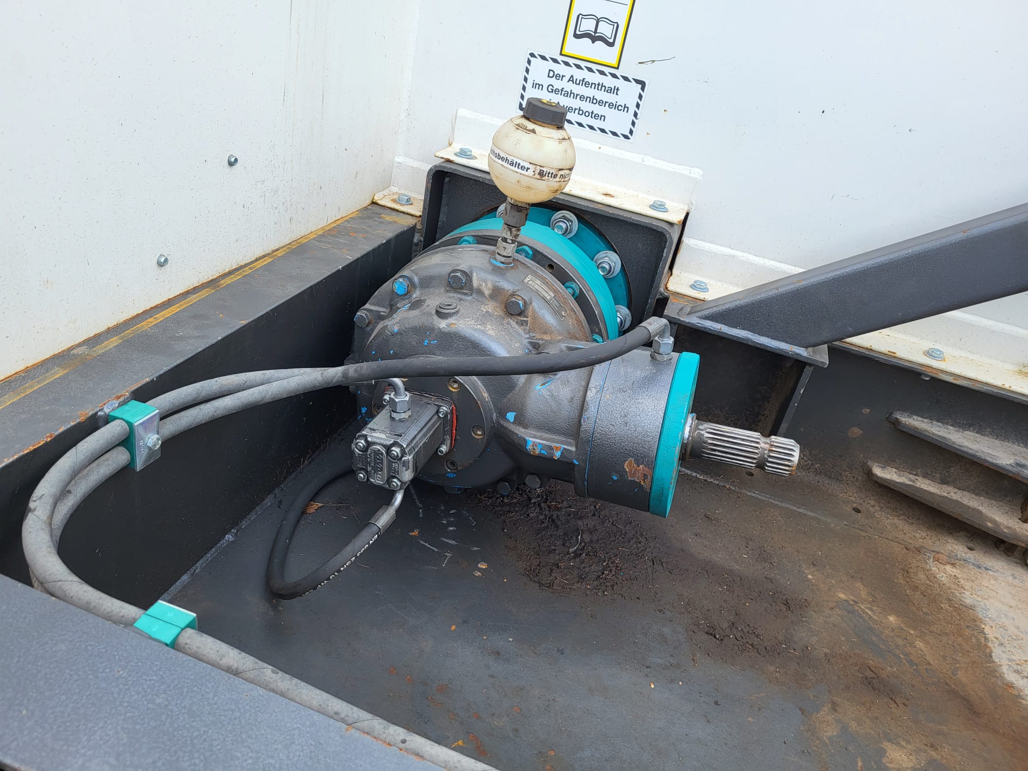 Stehr SGF1000/25 aus schräger Perspektive auf der Baustelle